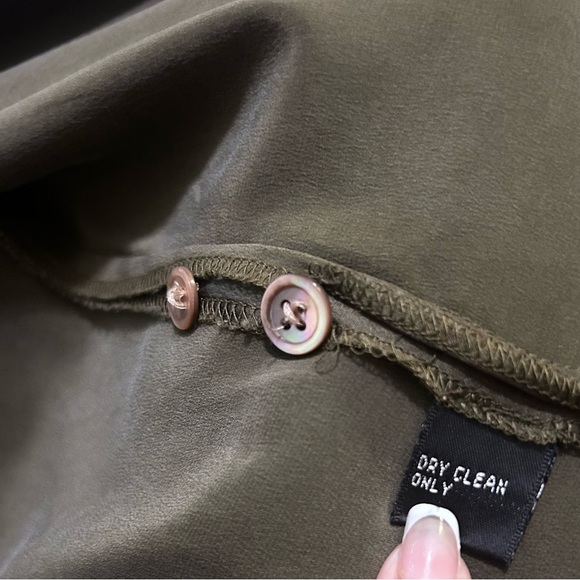 Vintage Linda Allard Ellen Tracy 
100% silk - Picture 8 of 8